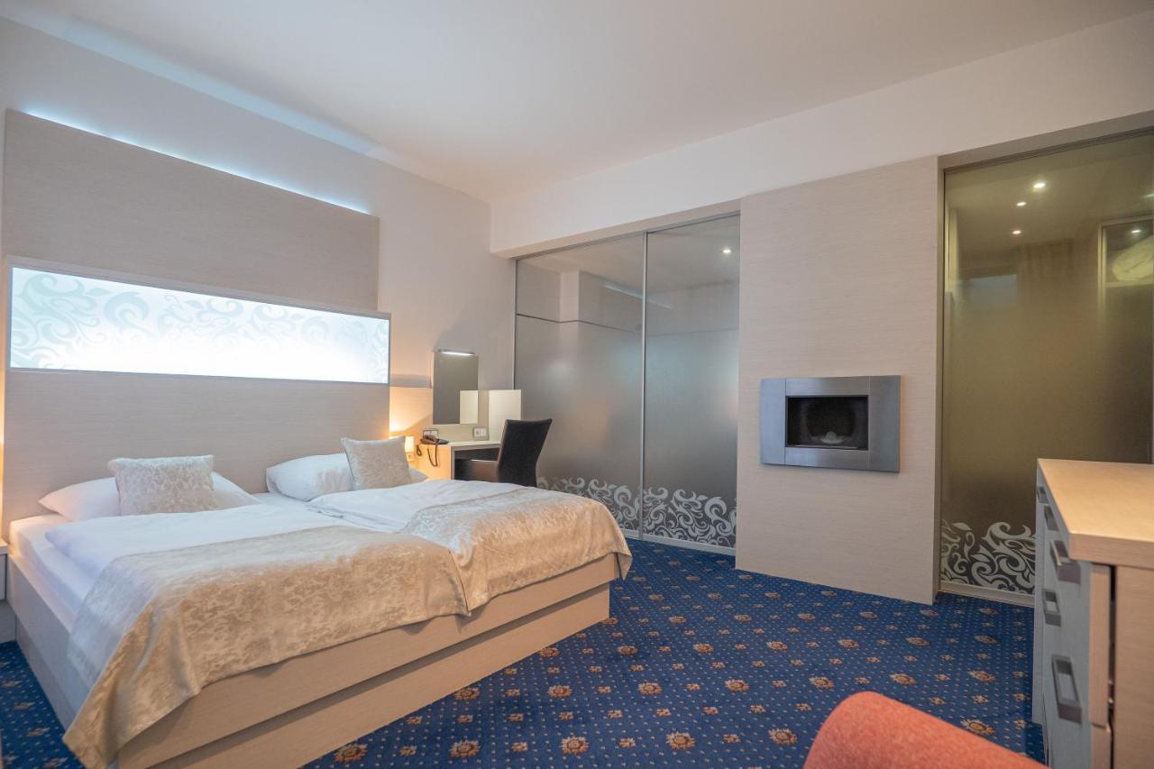 Hotel Zlata Hvezda Літомишль Екстер'єр фото