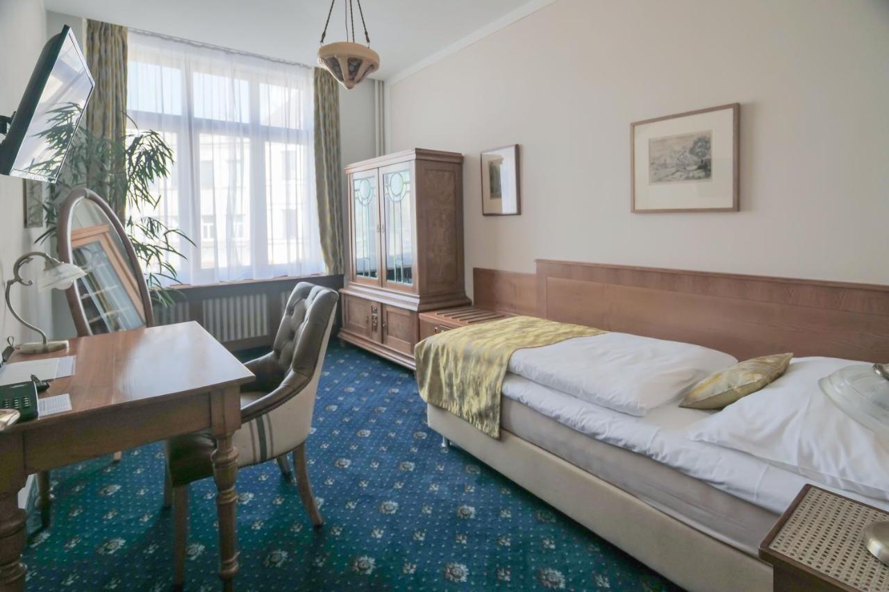 Hotel Zlata Hvezda Літомишль Екстер'єр фото